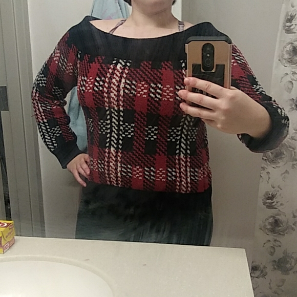 Sweater - Picture 2 of 2